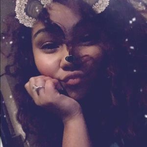 Meet your Posher, Daniela